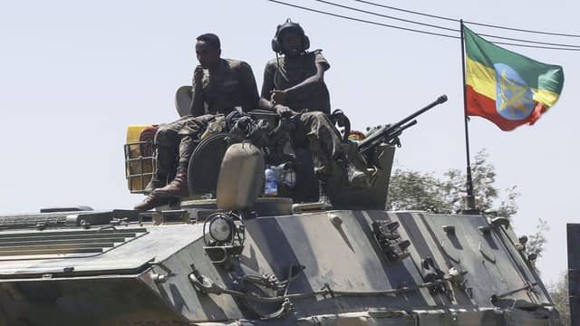 Fighting breaks out between the federal government and Tigray regional forces