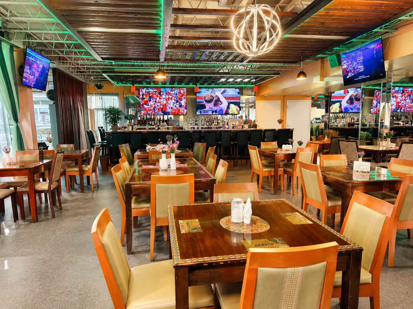 Zene's Ethiopian Restaurant & Bar